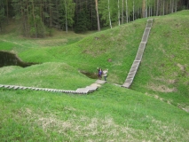 Šeimyniškėlių piliakalnis Anykščių rajone